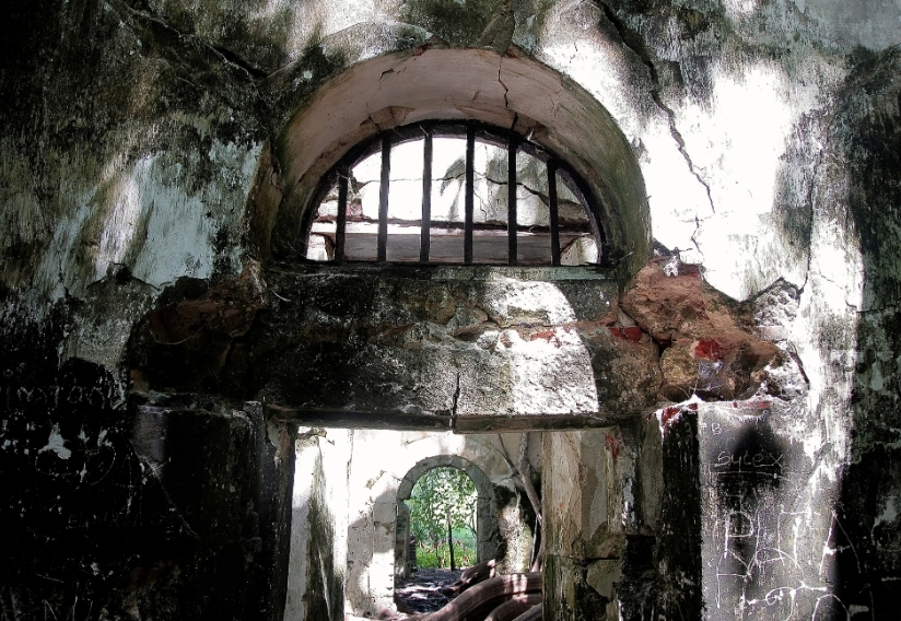 Expos ancienne prison esclaves petit canal